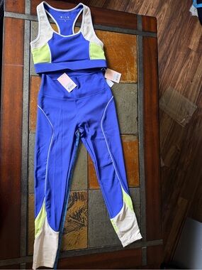 Wilo rubbed 2 pack racer colbalt blue lime bra leggings workout sport gym BNWT M